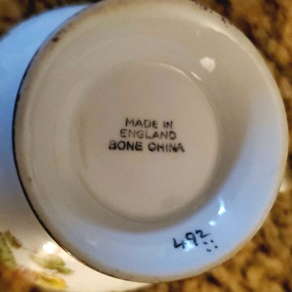 Vintage Bone China Floral Orange & Yellow Cup & Saucer ~ ENGLAND - Picture 7 of 8